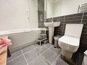 BATHROOM- click for photo gallery